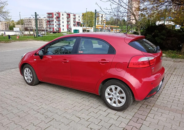 Kia Rio cena 17300 przebieg: 112500, rok produkcji 2014 z Kraków małe 154